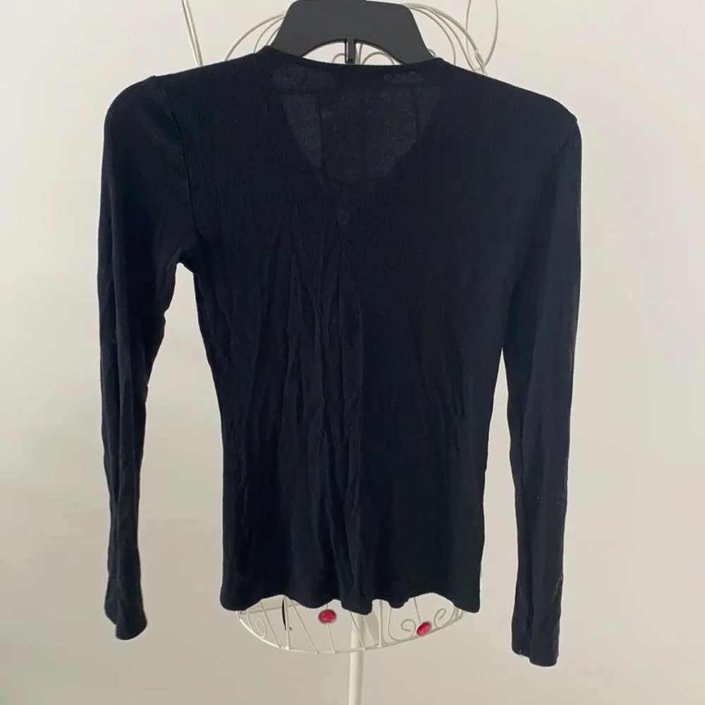 EXPRESS Ribbed Lace-Up Top - Picture 4 of 5